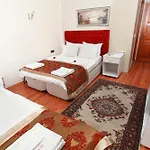 Star Hotel 3*